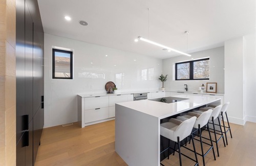 Burlington Casa | Modern Home, Near Lake, Executive Rental, Specializing in monthly rentals.
