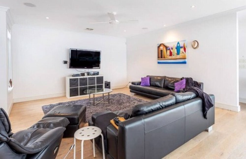 Mosman Park Casa | Modern home, pool, walk to beach