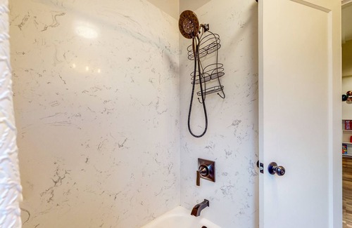 West Sacramento Casa | Modern Home with Private Pool, Gym/Office