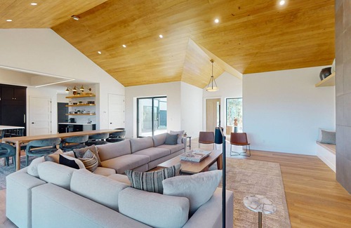 Granby Casa | Modern home with a hot tub, washer/dryer & spacious deck