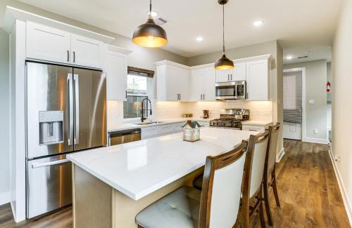 Northeast Houston Casa | Modern Home with Private Yard in Northeast H-Town!