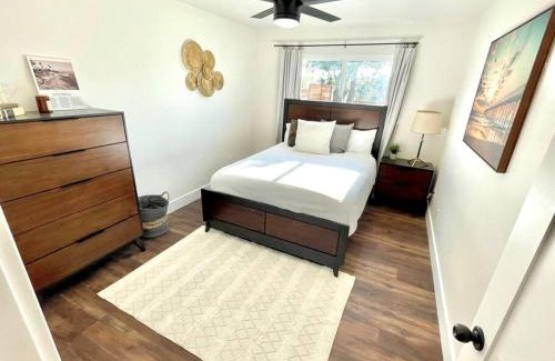 Linda Vista Casa | Modern Home with View and Large Private backyard