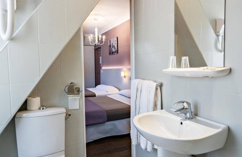 11th Arrondissement Hotel | Modern Hotel