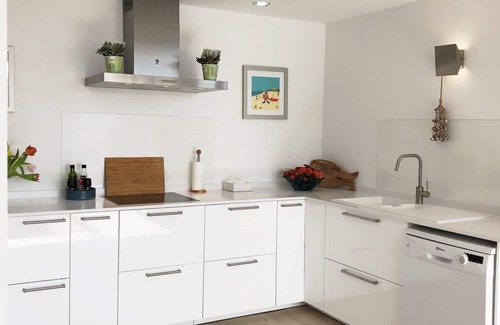 Son Serra de Marina Cabaña | Casa Moderna Con Vistas Panorámicas Al Mar