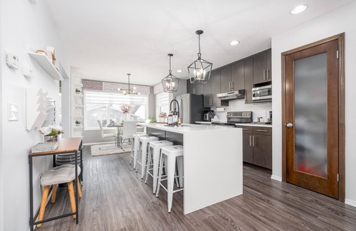 Fort Gary Casa | Modern house in trendy location in South Winnipeg-Bridgwater Area