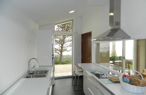 San Cibran Casa | CASA MODERNA CERCA DE LAS MEJORES PLAYAS DE GALICIA