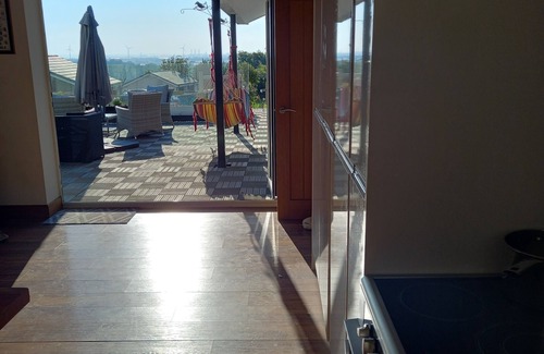 Minster on Sea Casa | Modern House With Stunning Views, hot Tub, 6 min to Beach, Outdoor Pool