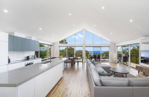 Pearl Beach Casa | Modern House with Panoramic Views