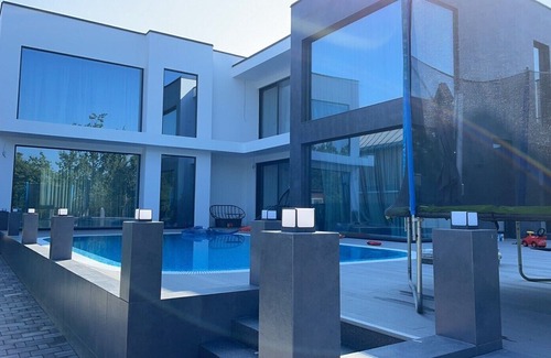 Prymors'kyi district Casa | Modern house with private pool - 5 min to the private beach