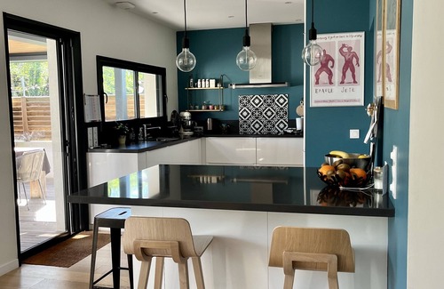 Pessac Casa | Modern house with swimming pool in the heart of Pessac