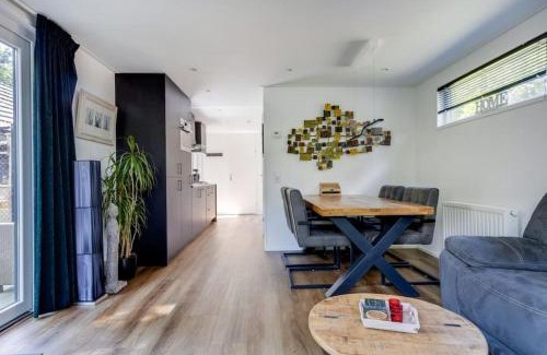 Municipality of Epe Chalet De Esquí | Modern huisje op de Veluwe