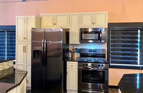 Seneca Falls Condominio | Modern Industrial Condo. Finger Lakes Region.