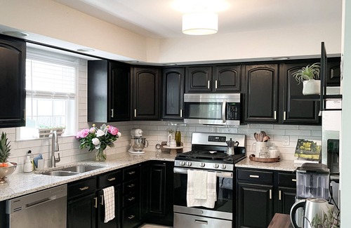 Bowmansdale Casa | Modern Kid-Friendly Stay, Conveniently Located near MessiahU & Harrisburg