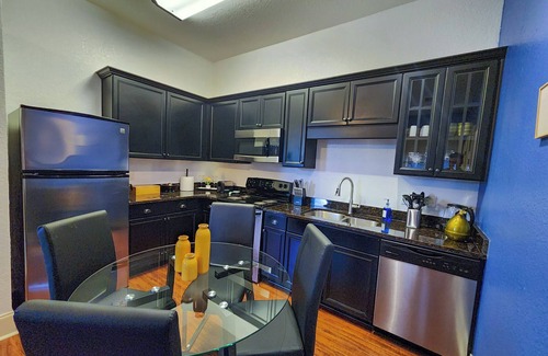 Dune Allen Beach Apartamento | Modern King bed Haven/Free parking, Pool, Balcony