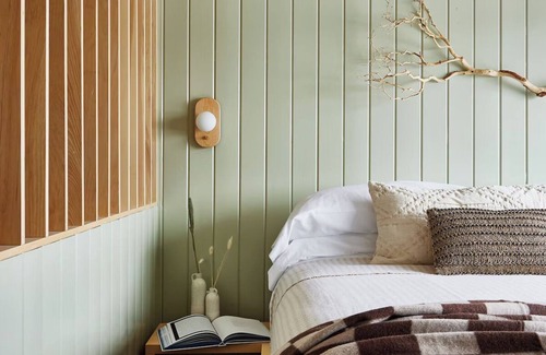 Lake Placid Hotel | Modern King Room with Rustic Flair l Bluebird Lake Placid