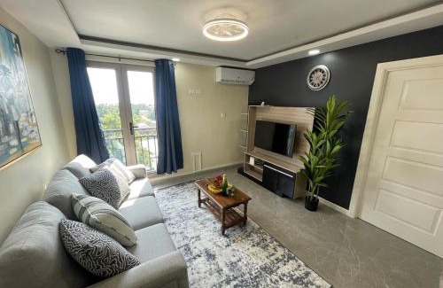 Eden Gardens Apartamento | Modern Kingston Apartment Suite With Pool & Ocean View