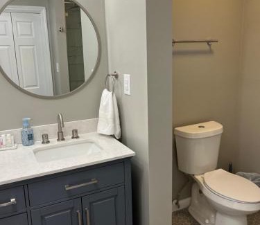 Hickory Casa | Modern Lakefront Views at Lake Hickory Haven