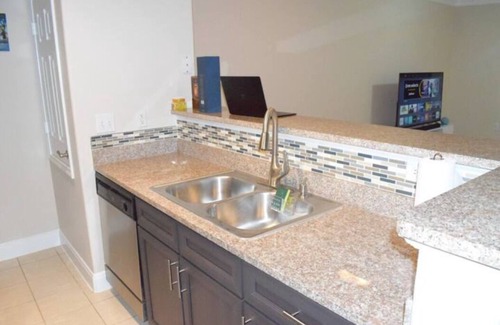 The Galleria Apartamento | Modern Lifestyle 1 Bedroom with Balcony 1460SqFt