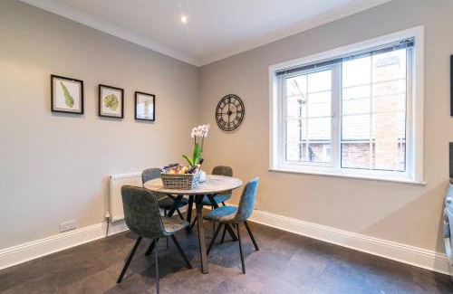 Wilmslow Apartamento | Modern Living 2 Bedroom Apartment South Wilmslow