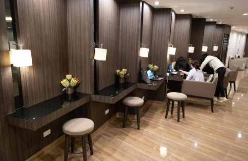 San Antonio Apartamento | Modern Living 3 Makati