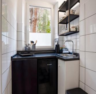 Mitte Apartamento | Modern Living Apartment - 3-Zimmer - Nürnberg Nord, ruhige Seitenstraße, fußläufig Straßenbahn
