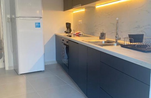 Markopoulon Apartamento | Modern Living in Markopoulo center