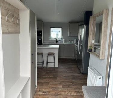 Truro Casa | Modern Lodge with Amazing Views