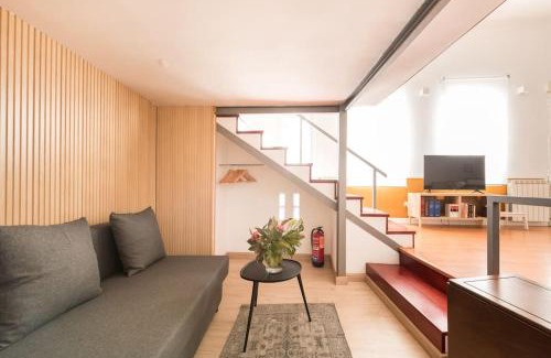 Imperial Apartamento | Modern Loft in Madrid Río - Style and Comfort - Manzanares