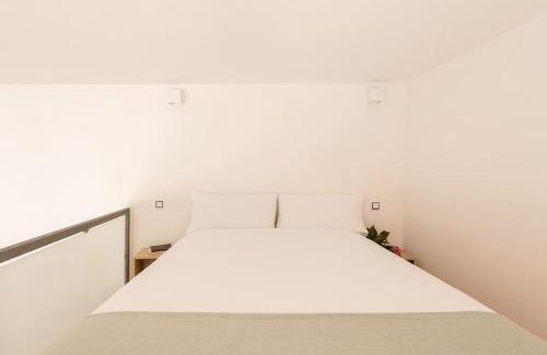 Imperial Apartamento | Modern Loft in Madrid Río - Style and Comfort - Manzanares