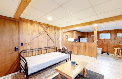 Montgomery Center Apartamento | Modern Log Chalet - Lower Unit