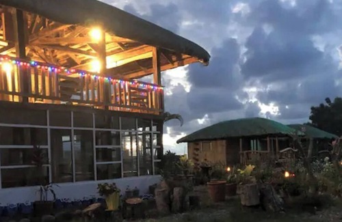 Bacnotan Apartamento | Modern, Long Stay Studio Suite in a beachfront resort.