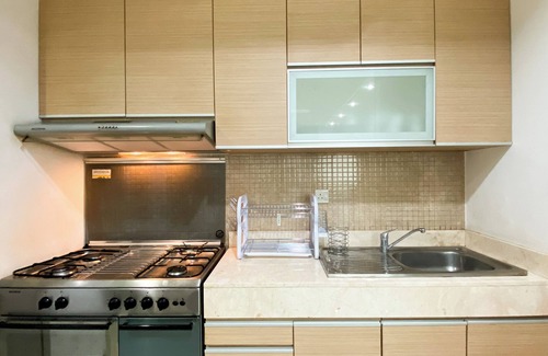 Cilandak Apartamento | Modern Look And Comfort 2Br Kemang Village Apartment