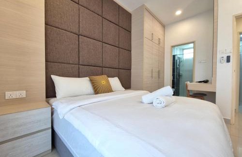 Tebrau Apartamento | Modern Lux - Walking Distance to Mt Austin 6 Pax