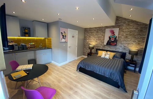 Stansted Apartamento | Modern Luxury 1 bed apartment with parking near Stansted Airport