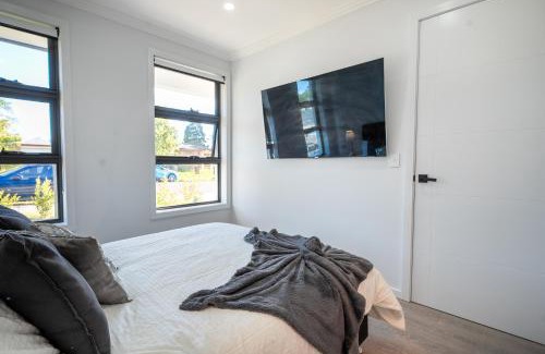 Airds Casa | Modern, Luxurious & Brand New Home 4 bedroom home in Sydney