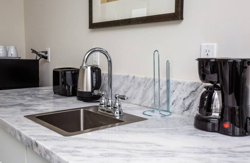 Bankers Hill Apartamento | Modern, Luxurious and Prime location All in One