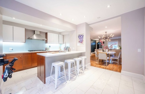 Riverdale Casa | Modern, Luxurious Executive & Family Home in Leslieville