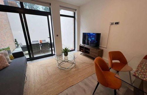 South Acton Apartamento | Modern & Luxurious Retreat in Acton w/ Great Links