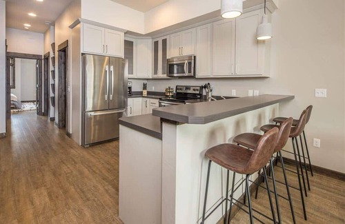 Big Sky Apartamento | Modern Luxury 1 Bedroom Condo Big Sky Town Center