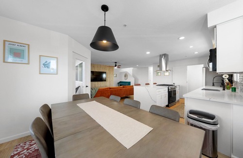 University Heights Casa | Modern Luxury 3/3 new townhouse in North Park with 360 rooftop views!