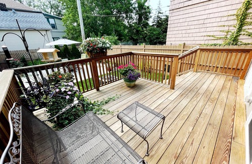 Evanston Casa | Modern Luxury 3 bd Home min from NU & Lake Mich