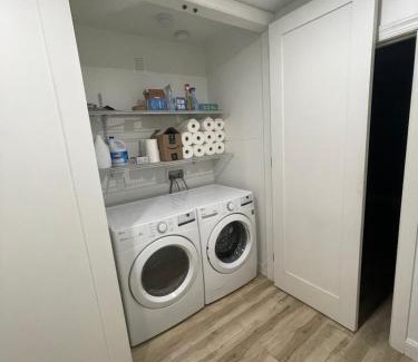 McGinley Square Apartamento | Modern Luxury Apartment near NYC