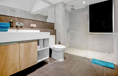 Canggu Apartamento | Modern Luxury Apartment by Beach