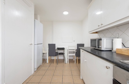 Tower Hamlets Apartamento | Modern Luxury Apartment Near Mile End
