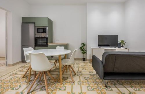 Floriana Apartamento | Modern luxury apt, a stone throw away to Valletta