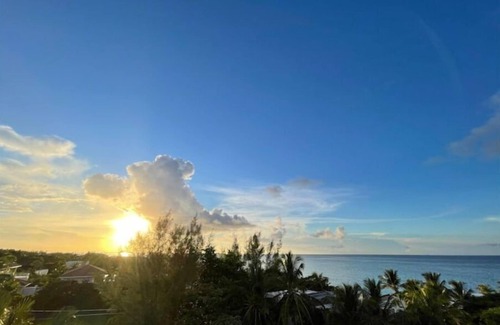 Nassau Condominio | Modern Luxury Condo