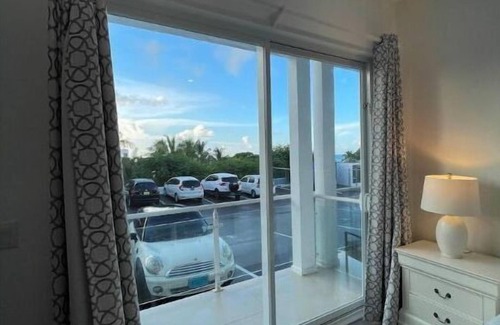 Nassau Condominio | Modern Luxury Condo