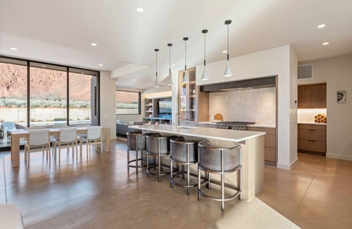 Ivins Casa | Modern Luxury Desert Home w/Pool