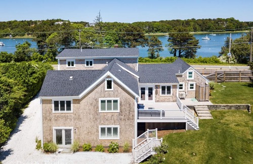 North Chatham Casa | Modern Luxury in Chatham with Water Views: 875-C