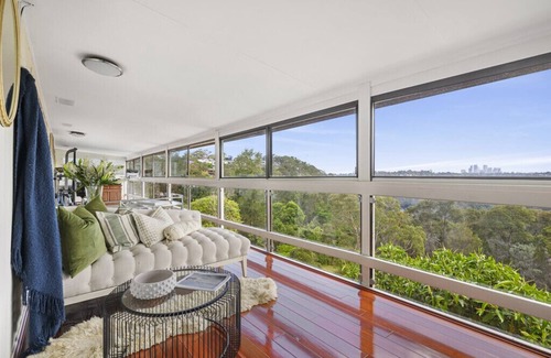 Forestville Casa | Modern Luxury Meets Nature:5BR Outdoor Oasis-Tennis Court,Pool,Spectacular Views